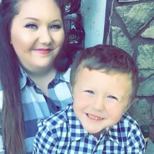 Meet your Posher, Crissy